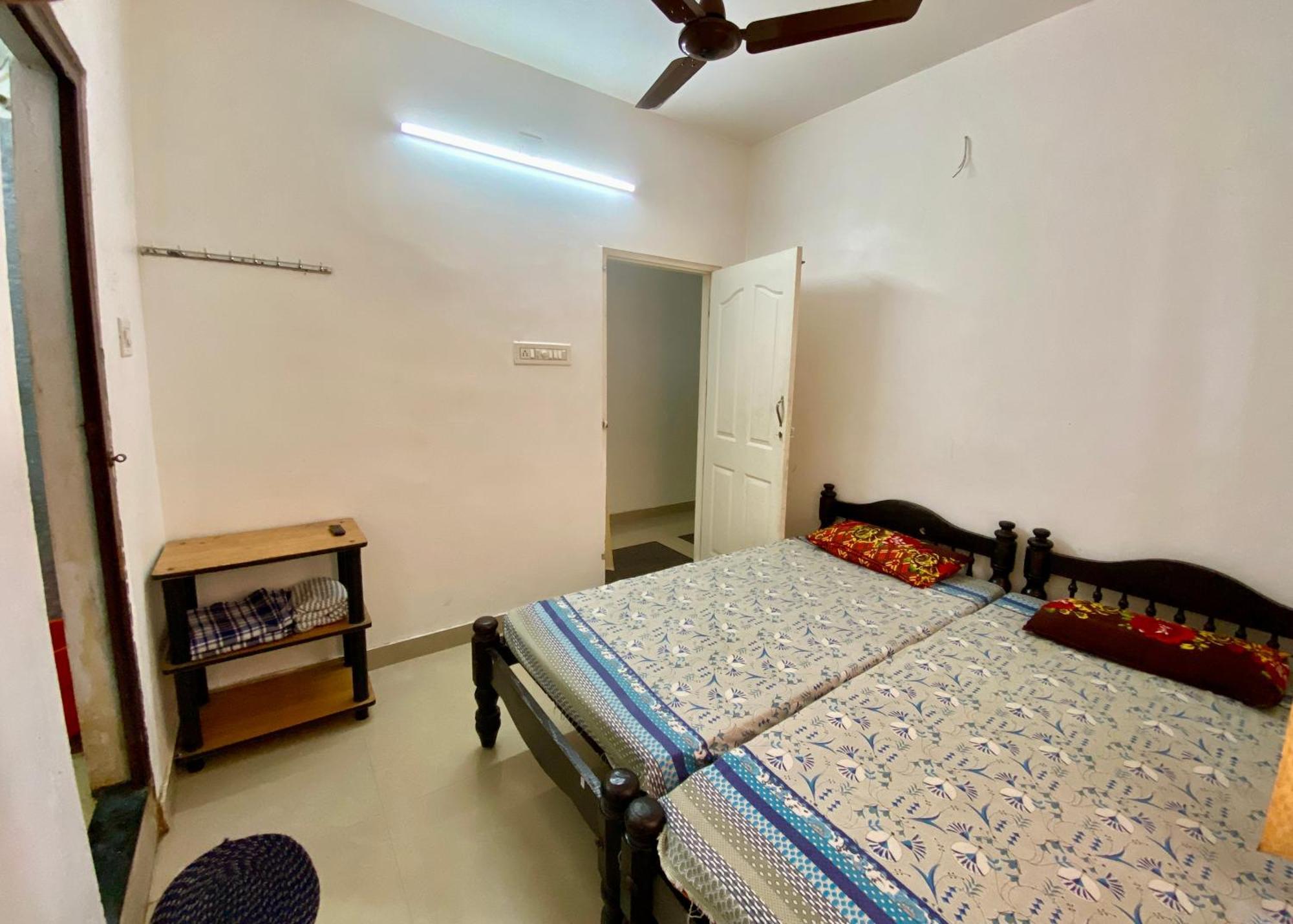 Rajatheeram Beach Homestay & Backwater Cruise Alleppey アーラップーザ県 エクステリア 写真